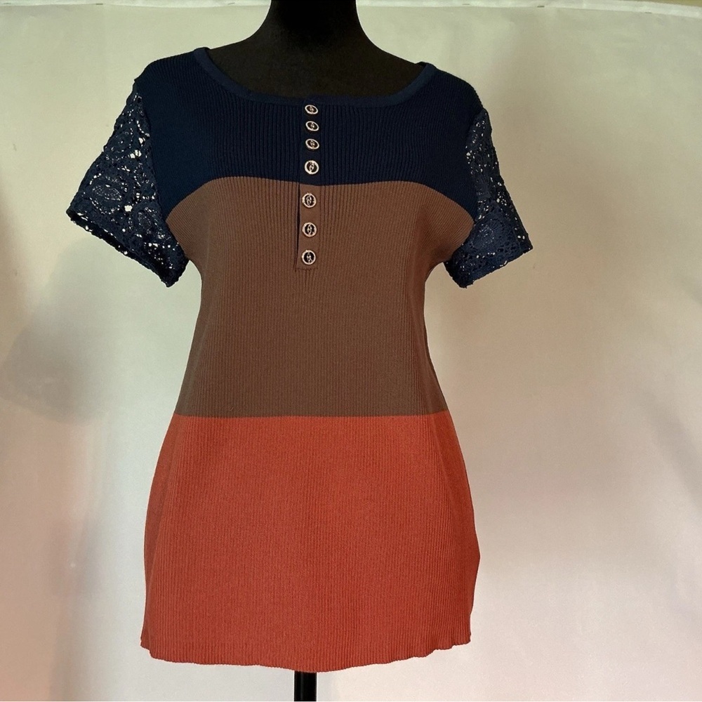 Source Unknown Colorblock Lace Sleeve Tee